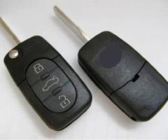 Audi A6 nuotolinio valdymo raktas 2/3 mygtukai